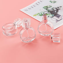 Load image into Gallery viewer, Clear Glass Spray Perfume Bottle 25ml
